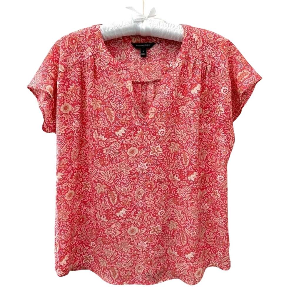 Banana Republic Small Coral Floral Split Neck Cap Sleeve Relaxed Blouse Office